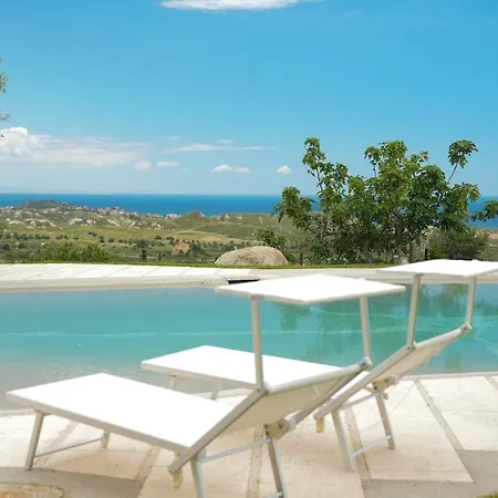 Villa Luxury With Pool And Sea View *